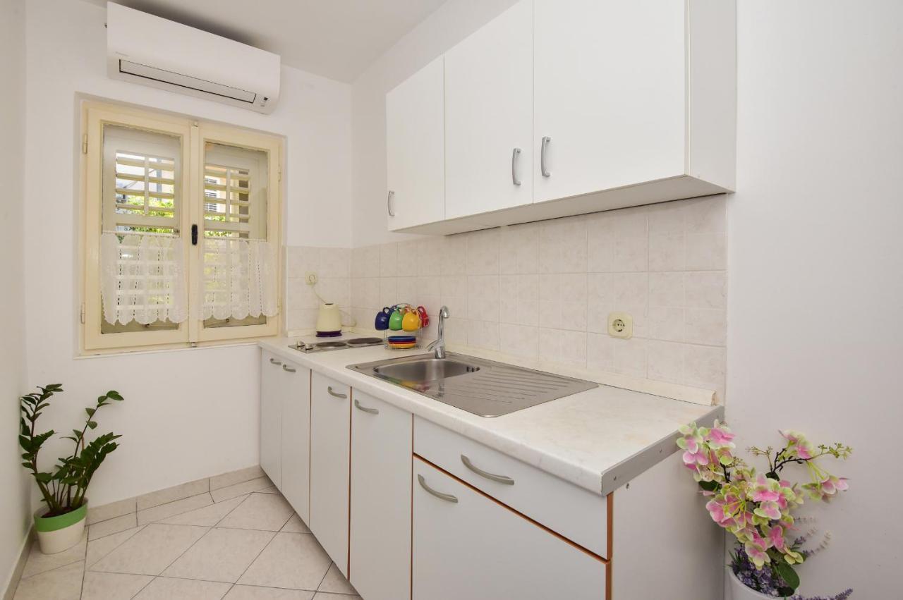 Apartmani Mira Sumic Podgora Εξωτερικό φωτογραφία