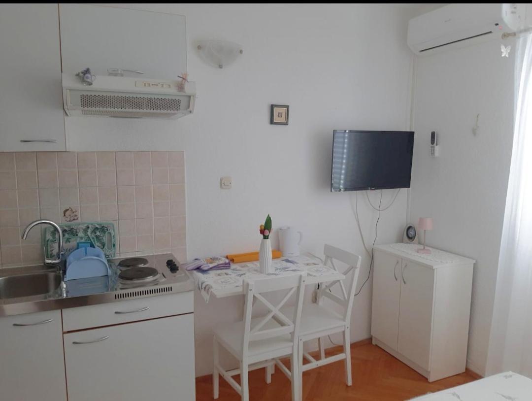 Apartmani Mira Sumic Podgora Εξωτερικό φωτογραφία